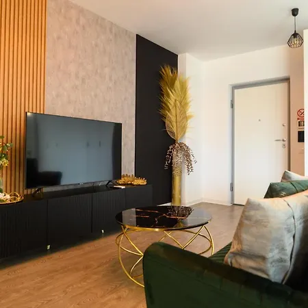North Twin Apartment