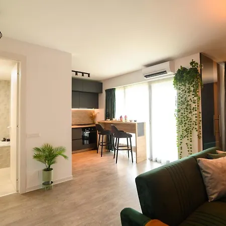 North Twin Apartment